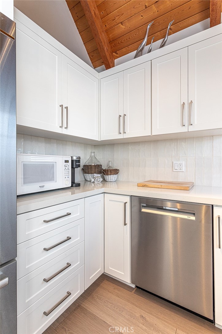 114 Emerald Avenue 1/2