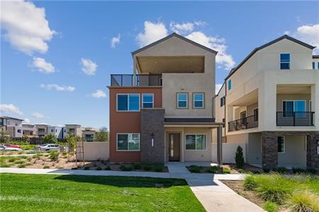 Solis Park - Residential Lease