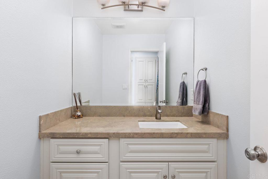 Photo 19 of 53 of 2504 Navarra Drive 202 townhome