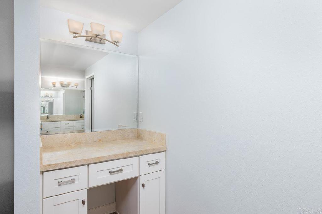 Photo 39 of 53 of 2504 Navarra Drive 202 townhome