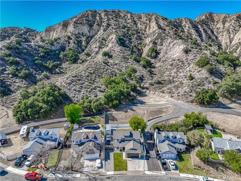 A home in Castaic