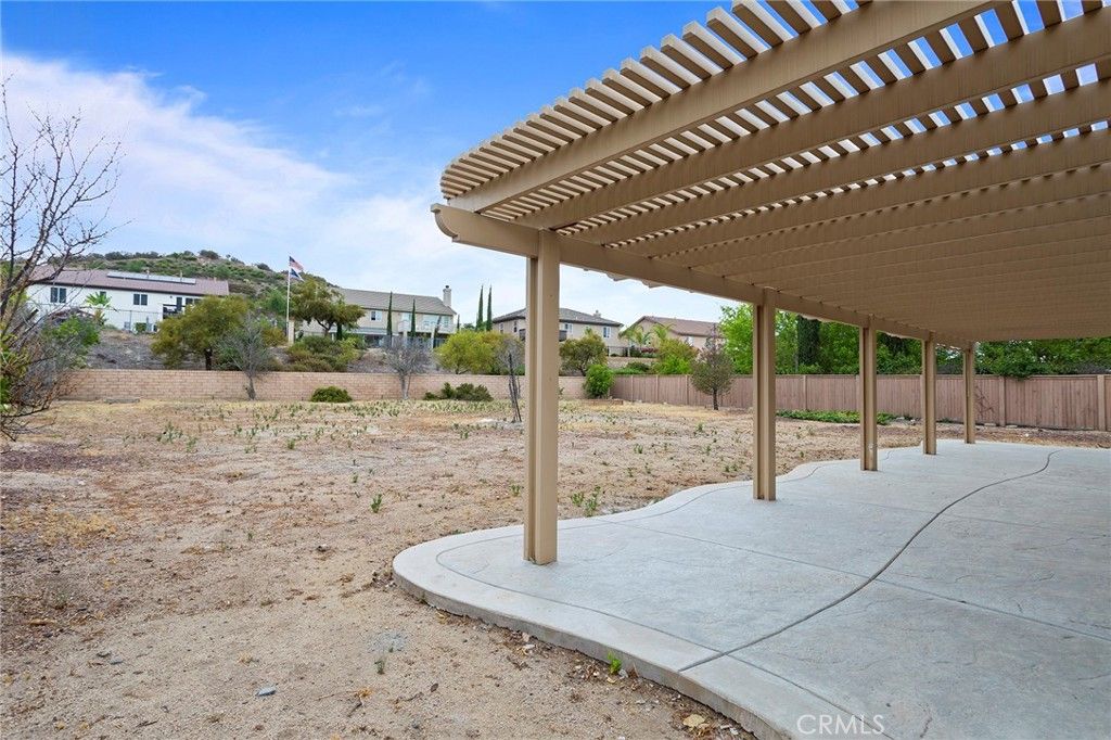 listing image 130723918477847605066