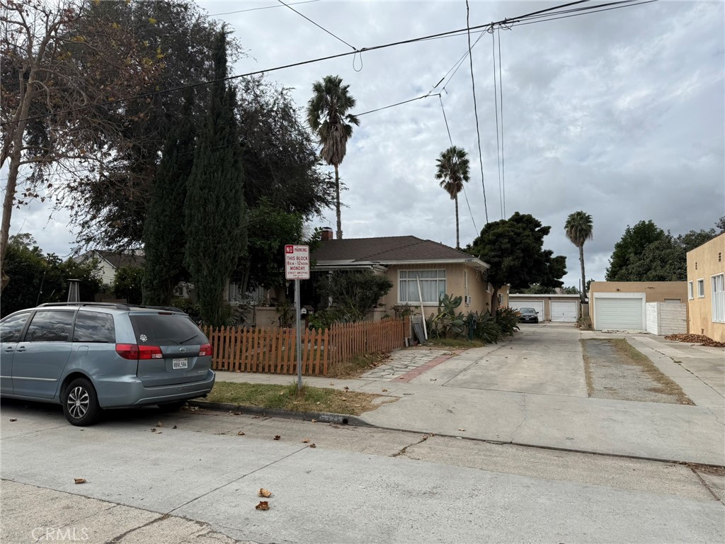 208 N Wright Street