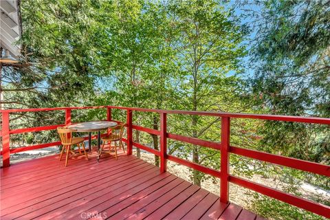 A home in Cedarpines Park