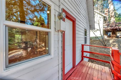 A home in Cedarpines Park