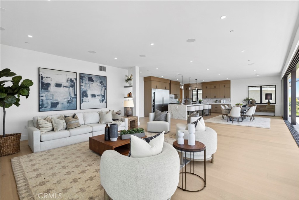 Corona Highlands (CORH) - Residential