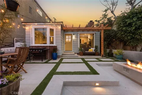 60 Santa Ana Avenue, Long Beach, CA 90803 - MLS#: PW25020398