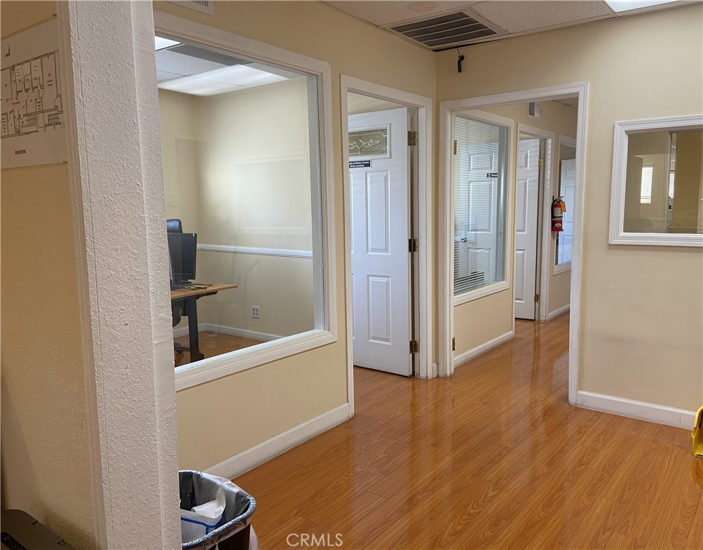 2617 W Beverly Boulevard