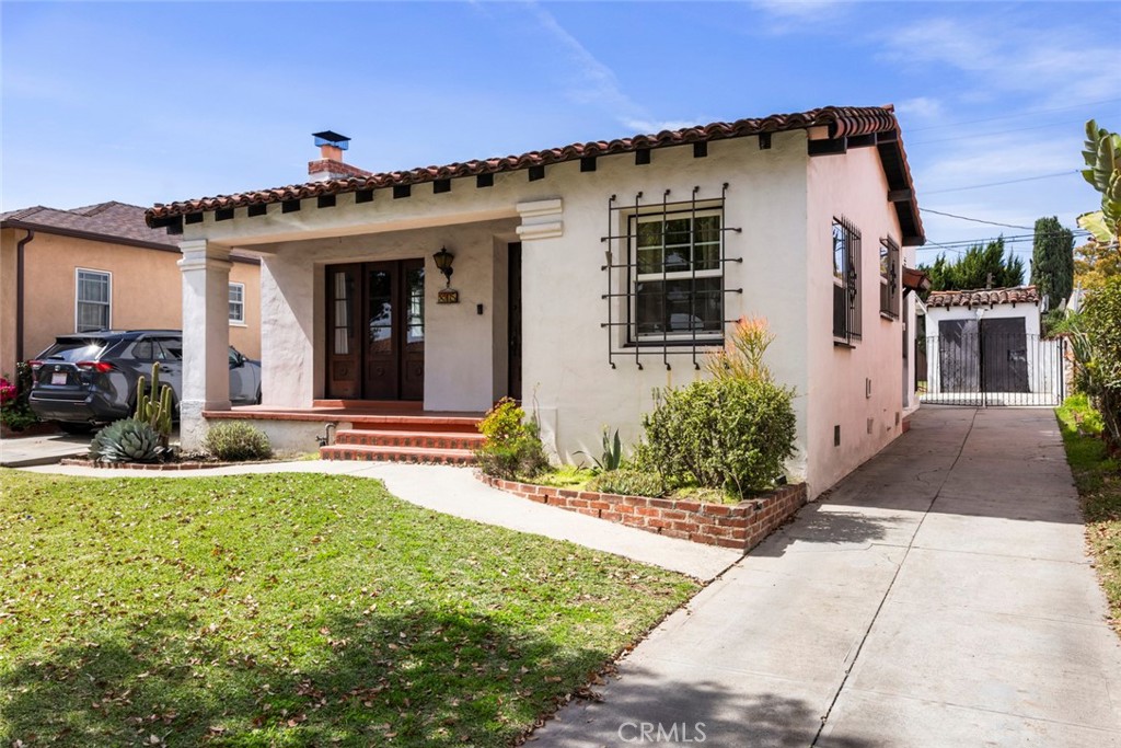 815 Winthrop Drive