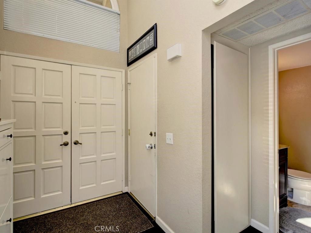 listing image 130726044044324595947