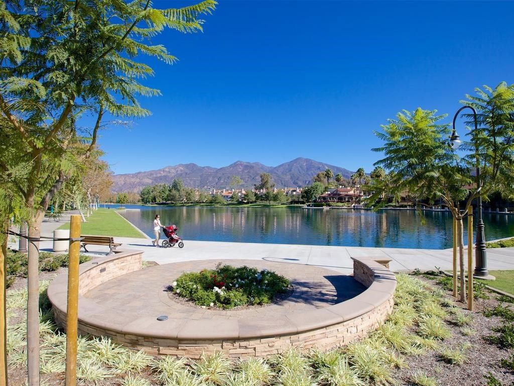 listing image 130723255150369657323