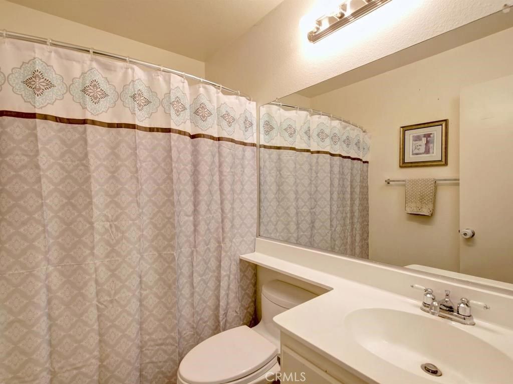 listing image 130729009073981405335