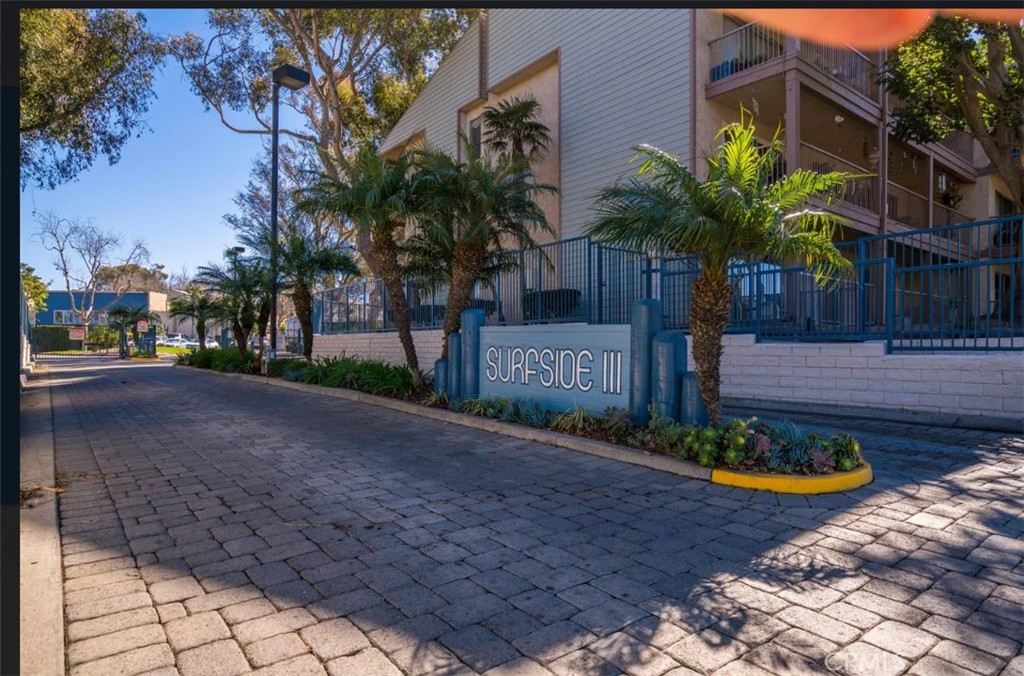 Port Hueneme Beach- Ocean View Second Floor Condo in Gated Community. Freshly Painted. The unit boast two separate bedrooms with separate bathroom areas. Principal Bedroom has slider to the extra-large patio!2+2 plus 24 ft patio. Kitchen has newer stainless appliances, black-granite island, newer dual-pane sliders and windows, plus both bathrooms are newly remodeled and updated with Brand NEW shower and vanities. Separate Laundry Area in the hallway
The unit has a great beach vibe with white beam ceilings in the living room and a cool mirrored entry. Wonderful Amenities which include a Clubhouse, with Indoor Pool and Spa Heated Year-Round, Fitness Area, Bi BBQ, Walking Paths to the Beach. Unit has Great Ocean View, plus beach access from the community. 1 assigned parking space plus addition parking available. No Pets. Credit score 685 required for all tenants above 18 years age. Water paid for.
