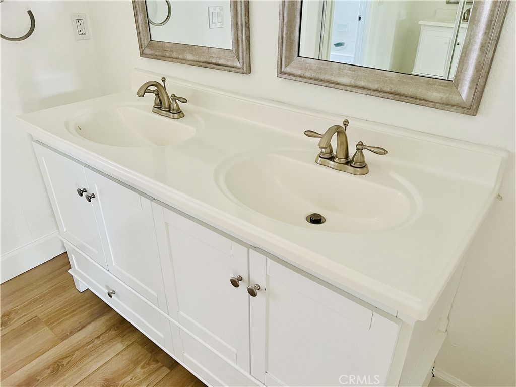 Newport Crest (NEWC) - Residential Lease