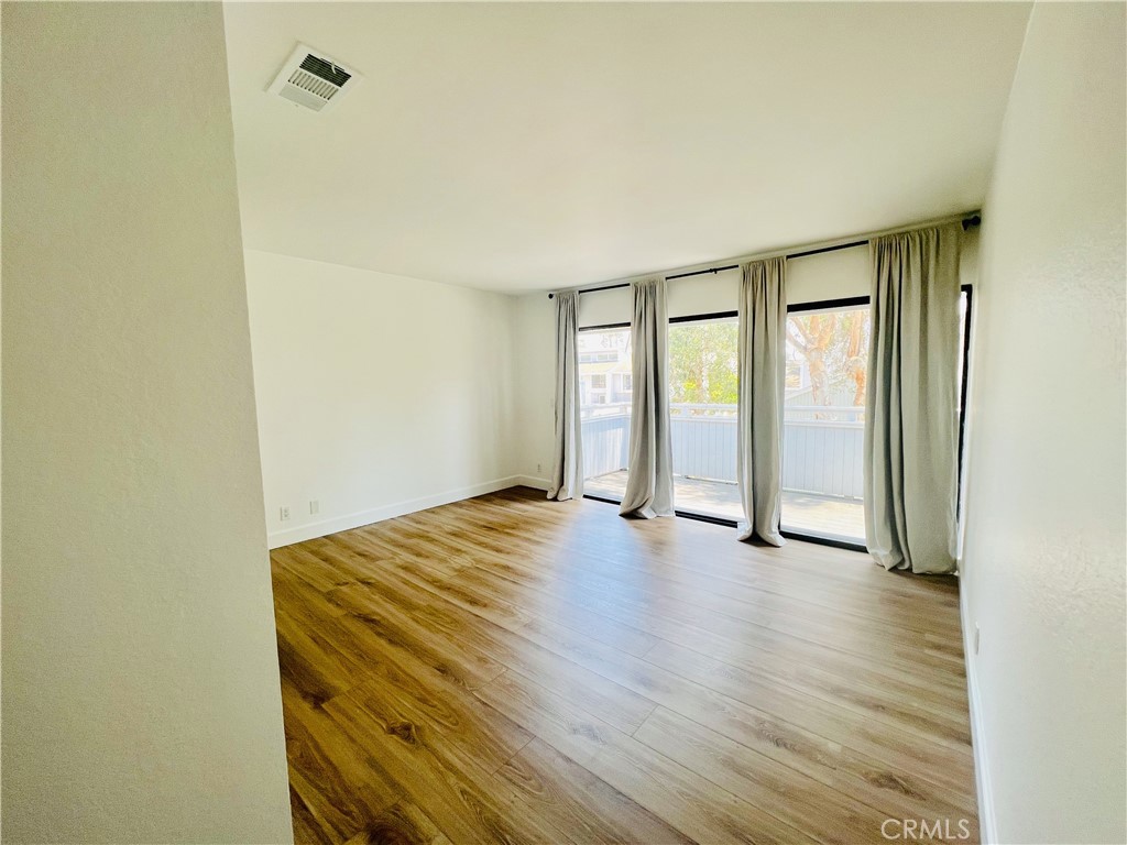 Newport Crest (NEWC) - Residential Lease