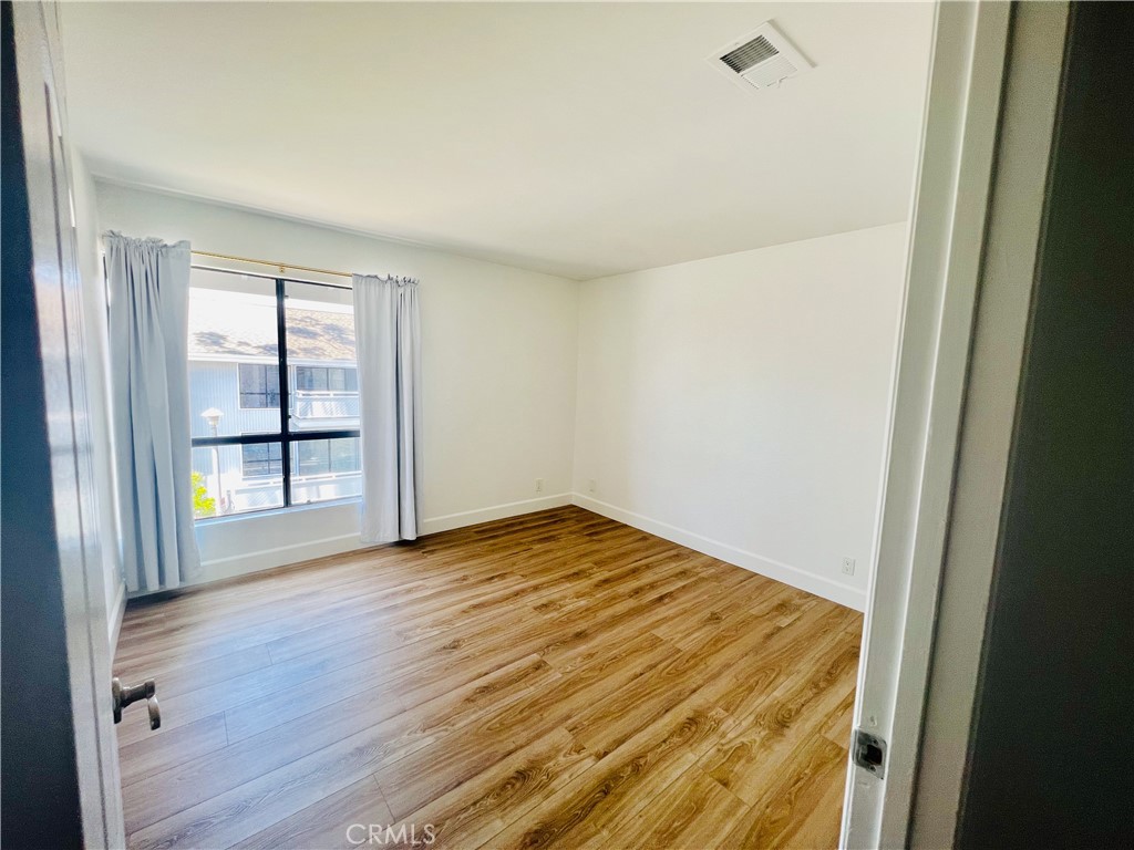 Newport Crest (NEWC) - Residential Lease