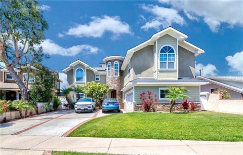 A home in La Mirada