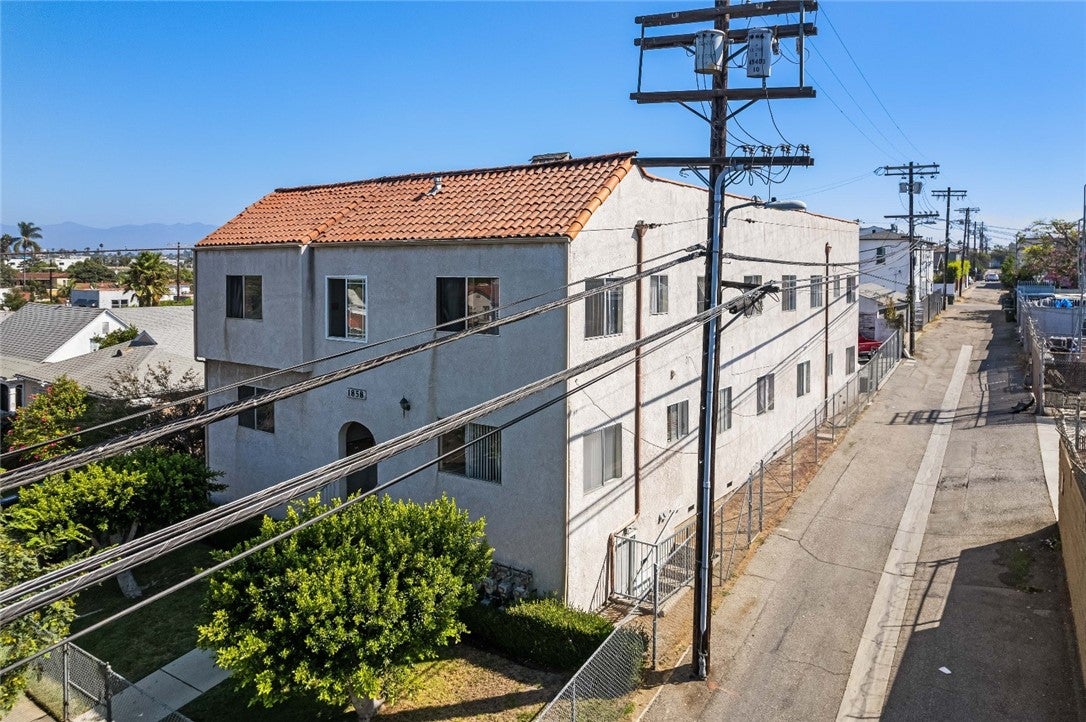 1858 S Orange Drive