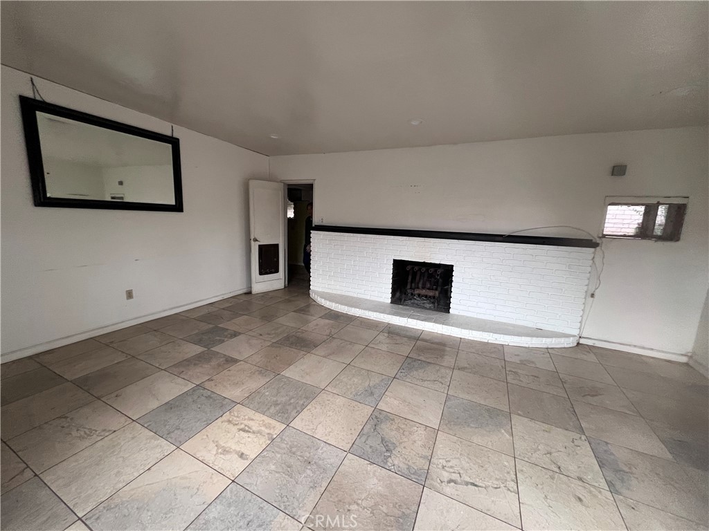 338 S 4th Avenue