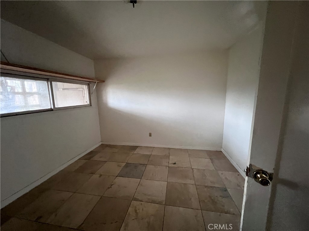 338 S 4th Avenue