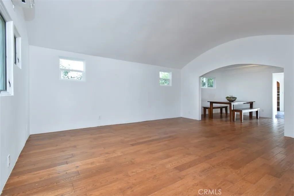 Los Angeles, California 90035, United States, 4 Bedrooms Bedrooms, ,3 BathroomsBathrooms,Residential,Active,21890