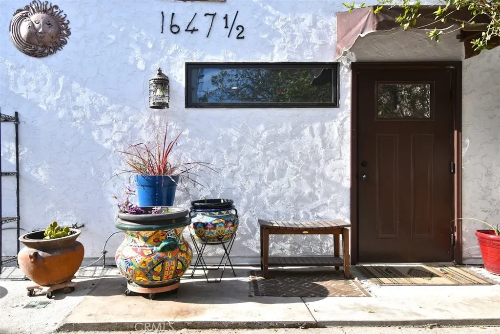 Los Angeles, California 90035, United States, 4 Bedrooms Bedrooms, ,3 BathroomsBathrooms,Residential,Active,21890