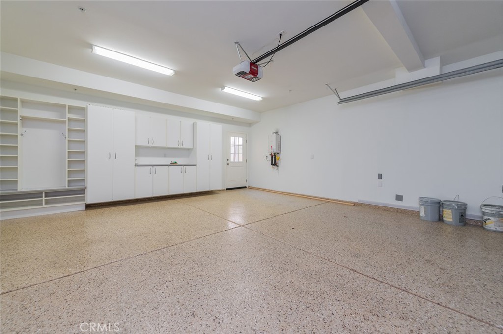 JASMINE (CVJAS) - Residential Lease