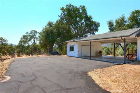 A home in Mariposa