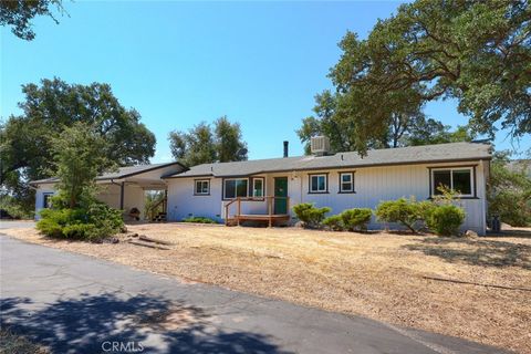 A home in Mariposa