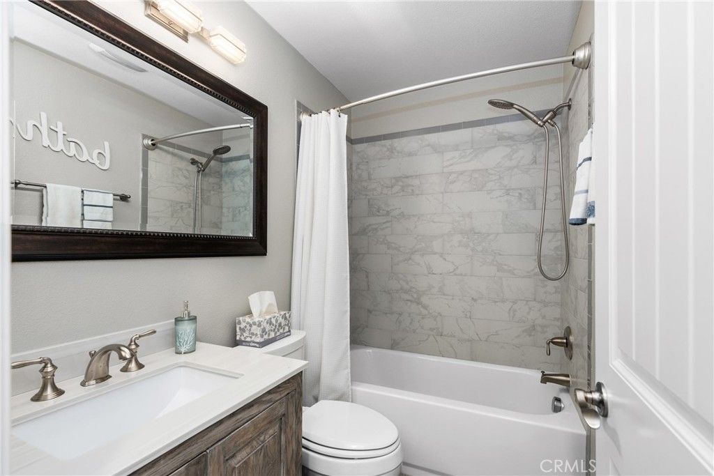 listing image 130725025170607722466
