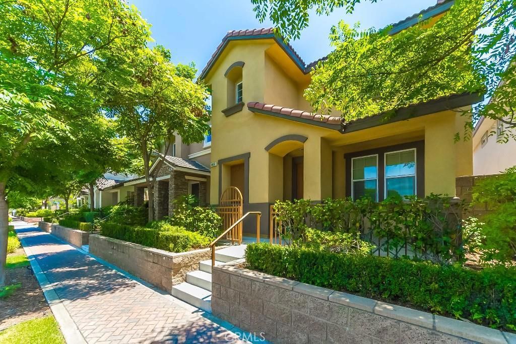 listing image 130726319489220265499