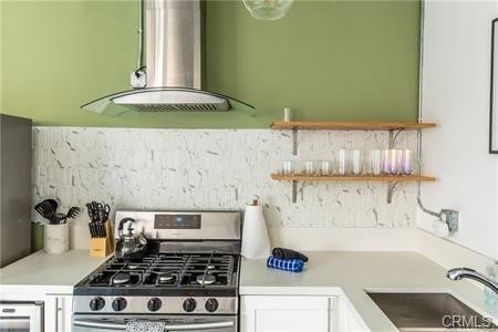 360 W Ocean Boulevard 204