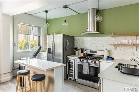 360 W Ocean Boulevard 204