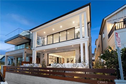 Photo of 1025 W Balboa Boulevard, Newport Beach, CA 92661 (MLS # NP22080710)