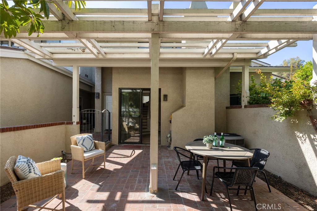 Photo 19 of 22 of 21 Laguna Court townhome