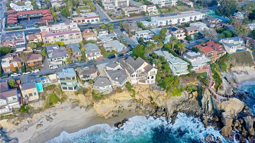 Photo of 161 Ruby Street St, Laguna Beach, CA 92651 (MLS # NP25071022)