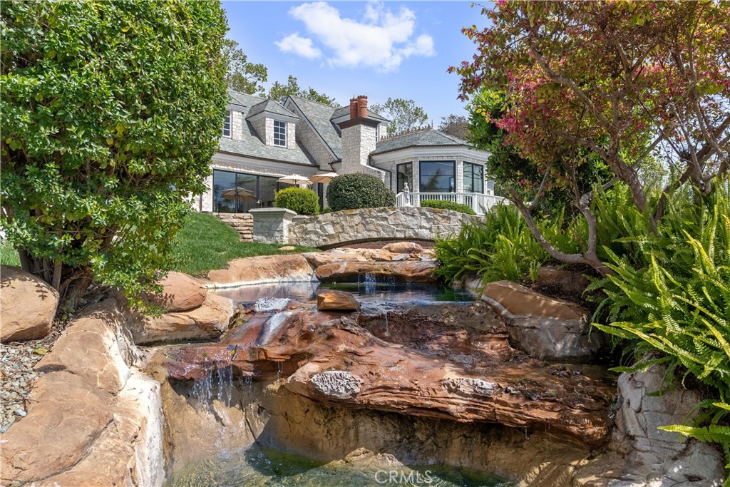 10 Strawberry Lane