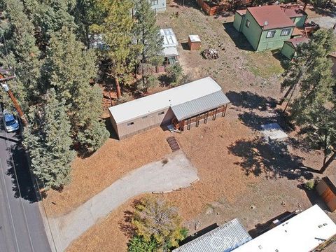 A home in Pine Mountain Club