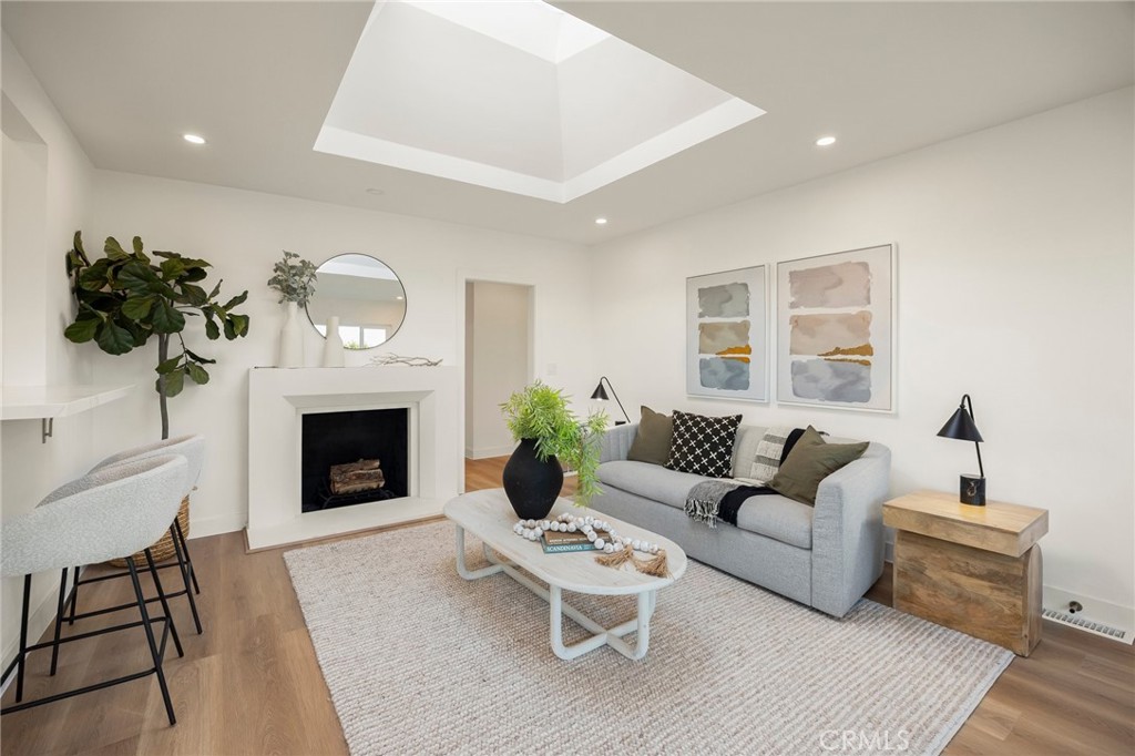 1331 W 17th Street