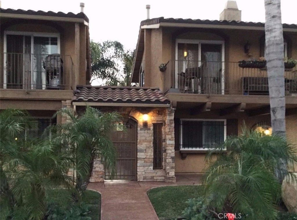 listing image 130721668457799332558