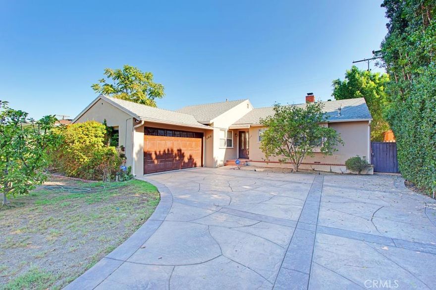 Come enjoy this fully gated private home that is priced to sell!! Located in desirable Valley Glen neighborhood features 3 spacious bedrooms and 2 remodeled baths. Entrance opens to a spacious living space with adjoining dining and family rooms, creating a fluid floor plan that allows natural light and warmth to fill the interior. Lovely remodeled cook's kitchen with gas cook top, new cabinetry, tops and breakfast nook leading into the indoor wash room. Designer touches include hardwood floors, remodeled kitchen and bathrooms, smooth ceilings, newer windows. Inviting front yard boasts stamped concrete with plenty of parking for guests. Backyard has beautiful pool surrounded by private high fence to secure privacy. This well maintained home shows light and bright and awaits its next owner. Hurry! This property won't last!