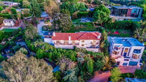 A home in Studio City