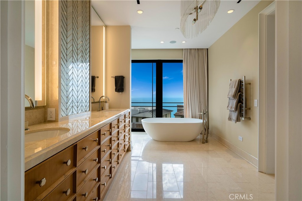 The Strand at Headlands (STRN) - Residential