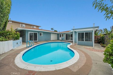 A home in Corona Del Mar