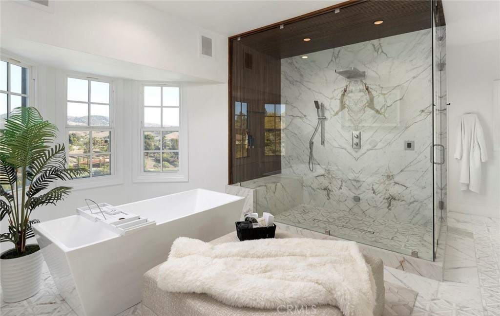 Hunt Club (HC) - Residential