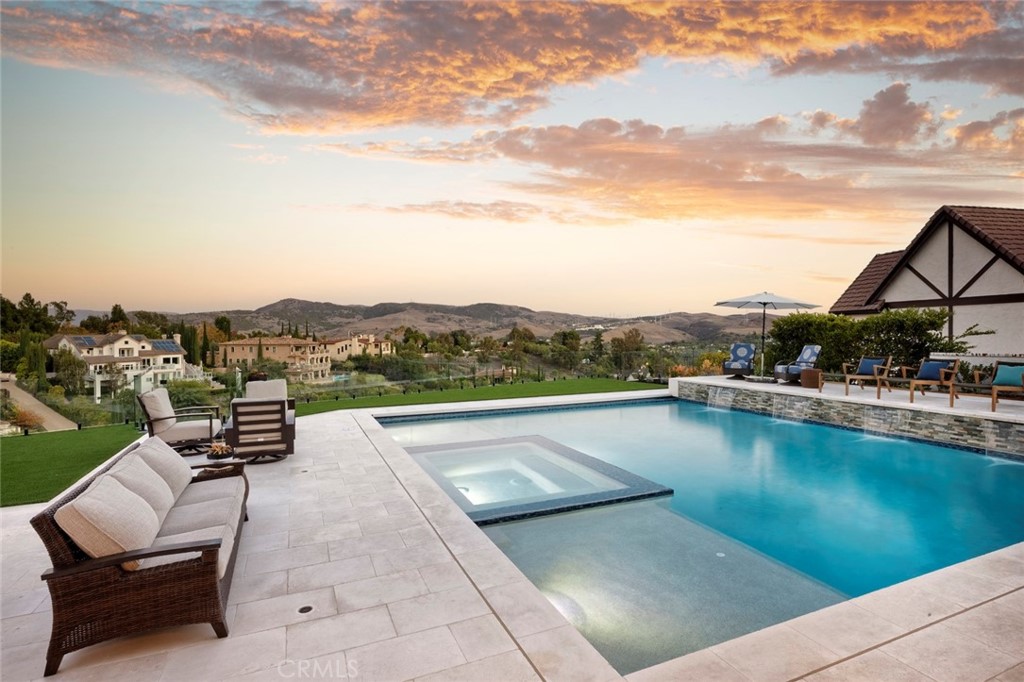 Hunt Club (HC) - Residential