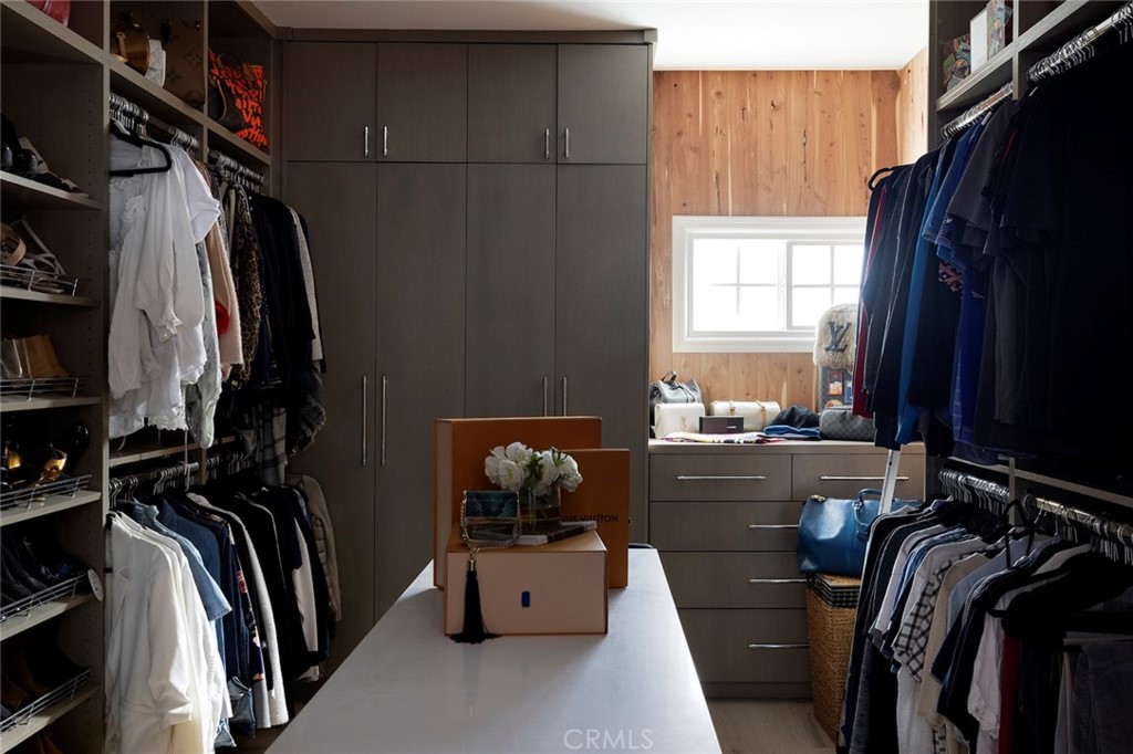 Hunt Club (HC) - Residential