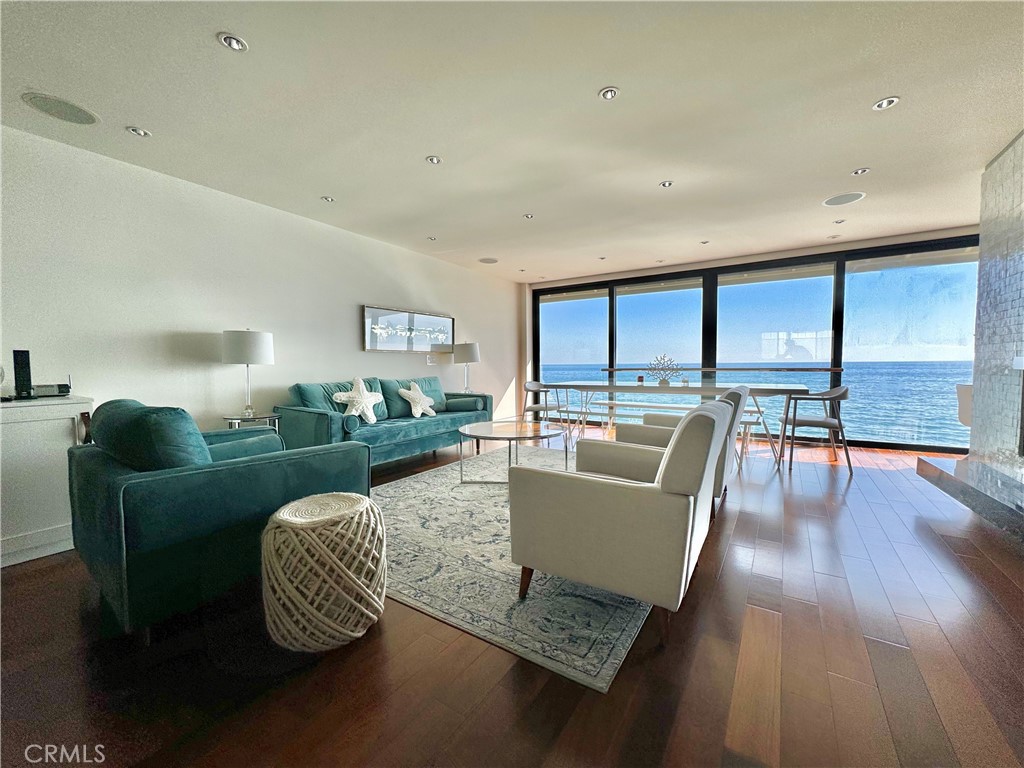 102 Blue Lagoon