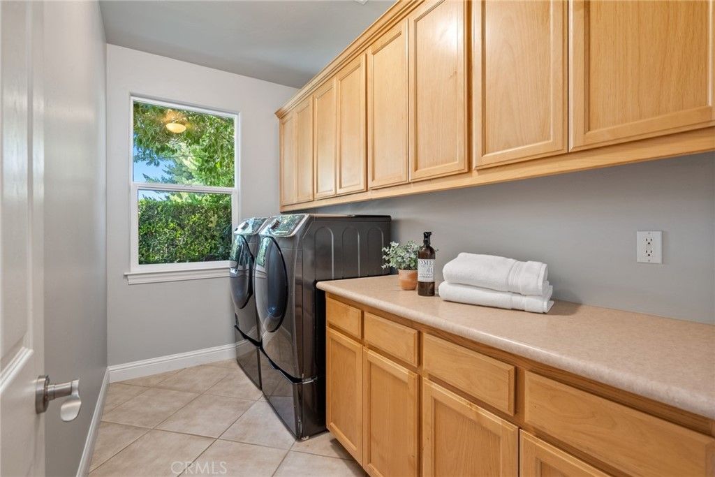 listing image 130726020162527622649