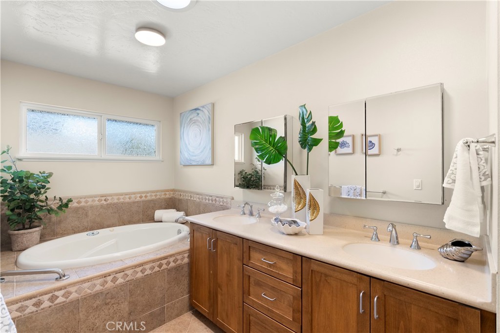 Dutch Haven College (DHCO) - Residential